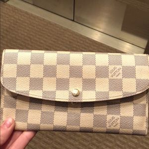 Louis Vuitton damier azure wallet